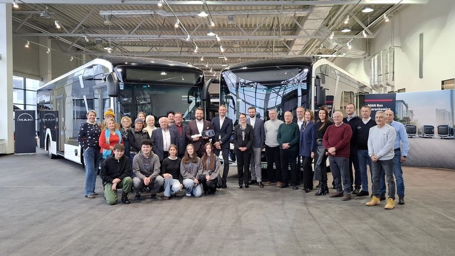 Pięć nowych autobusów elektrycznych uzupełni flotę komunikacji miejskiej w Starachowicach.