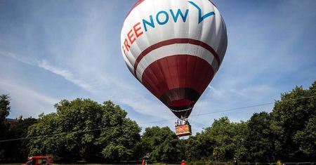 FREE NOW z nowym środkiem transportu. W ofercie pojawił się lot balonem