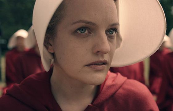 Najlepsze seriale 2017 roku: "Opowieść podręcznej" i "Atlanta"