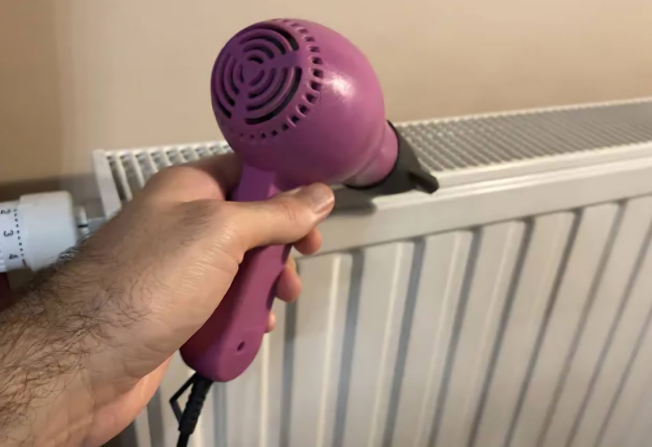 Hair dryer hack: Cut your heating bills with this simple trick