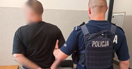 Chodził po domach seniorów. Grozi mu 8 lat więzienia