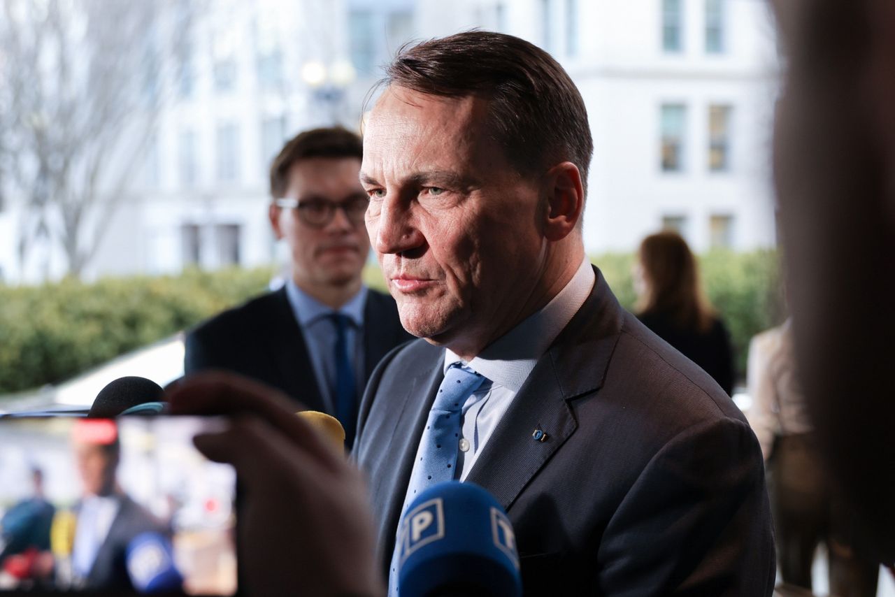 Radosław Sikorski after a meeting in Washington