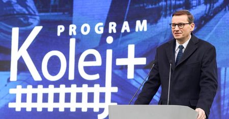 Rząd zwiększy fundusze na program Kolej Plus. "Polska jest nie tylko archipelagiem dużych miast"