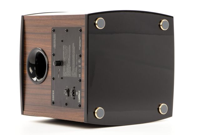 Edifier S70DB nóżki subwoofera
