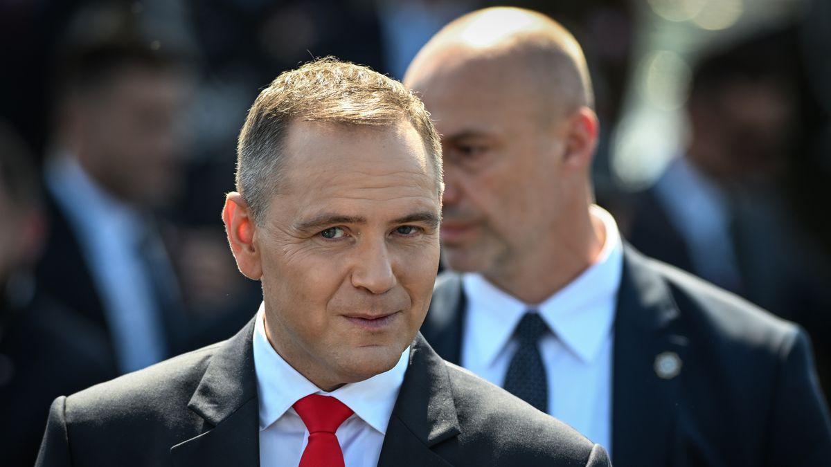 WARSAW, POLAND  AUGUST 15: Newly sworn-in Polish President Karol Nawrocki, Commander-in-Chief of the Polish Armed Forces, leads the Armed Forces Day commemorations in Warsaw, Poland, on August 15, 2025. (Photo by Artur Widak/NurPhoto via Getty Images)