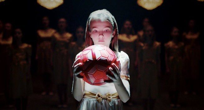 Nike w nowej kampanii odpowiada „z czego zrobione są dziewczynki” (wideo)