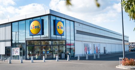 Trzymajcie się krzeseł. Za tyle Lidl sprzedaje karpia