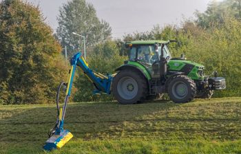 Samorządy inwestują w nowy sprzęt. Przetargi na ciągniki do różnych zadań
