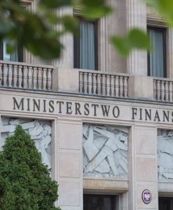 Torba, dżem i warsztaty florystyczne zamiast nagród dla urzędników MF