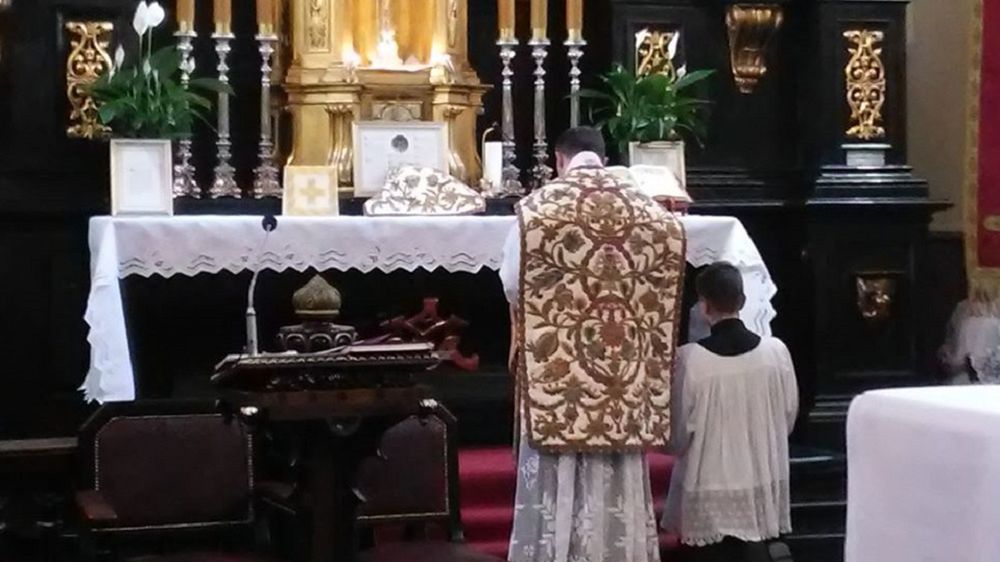 Koronawirus w kościele w Piotrkowie Trybunalskim