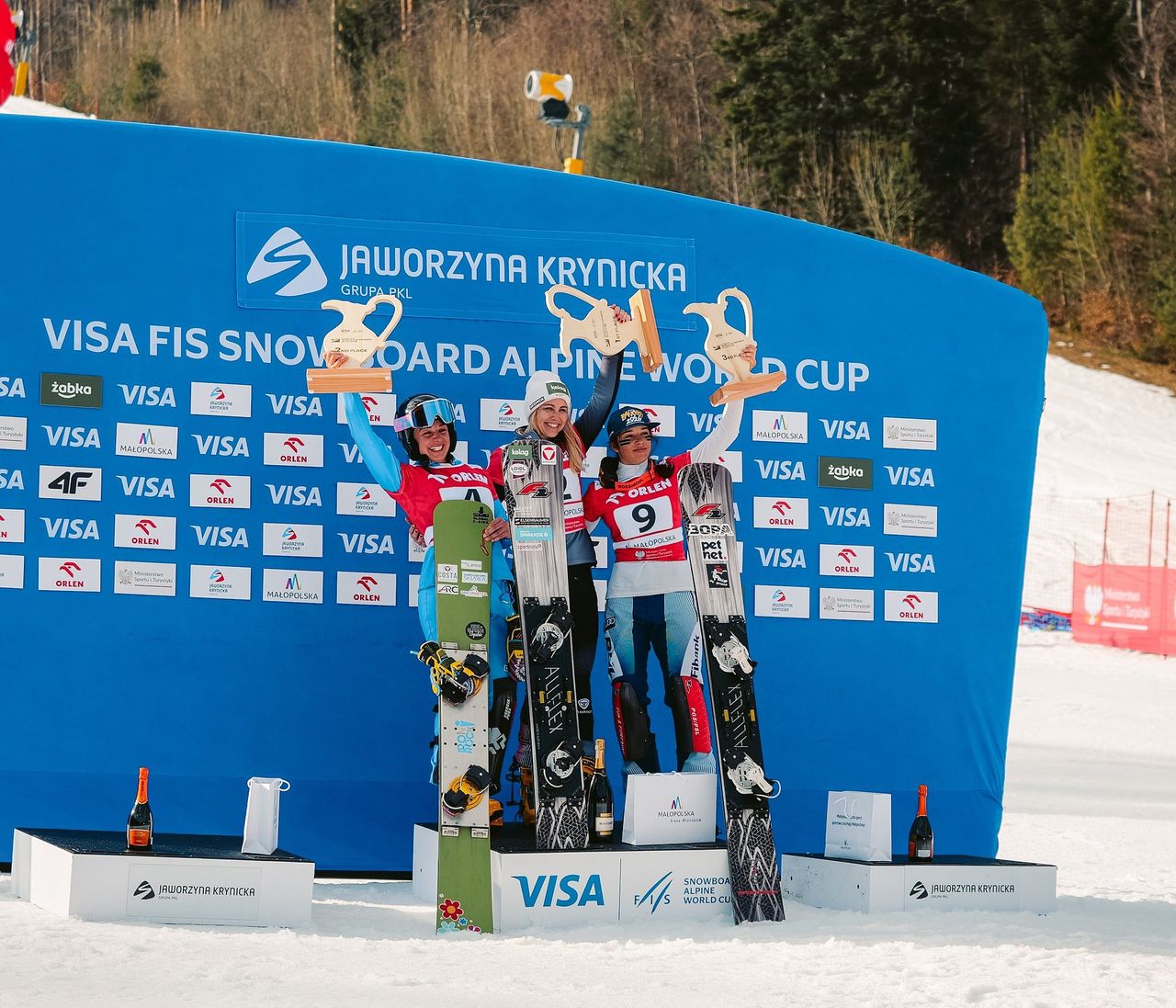 Za nami Puchar Świata FIS w snowboardzie alpejskim na Jaworzynie Krynickiej. To był weekend pełen sportowych wrażeń!