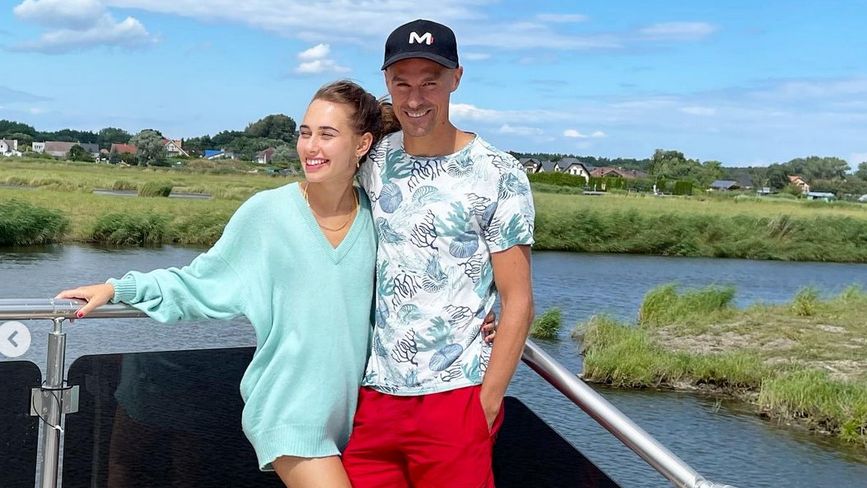 Piotr Żyła pokazał kuchnię nowego domu. Robi wrażenie  Fot.: Piotr Żyłą, Marcelina Ziętek