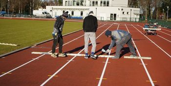 Modernizacja bieżni przy ZS nr 6 w Szczecinku na finiszu