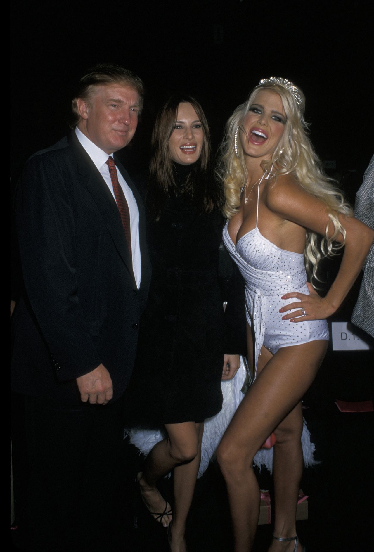 Donald i Melania Trumpowie oraz Victoria Silvstedt 