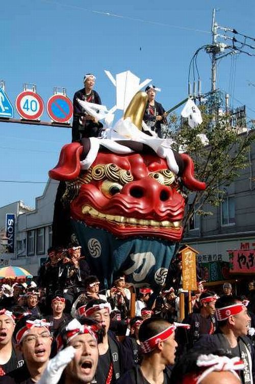 Festiwal Karatsu Kunczi w Japonii 3