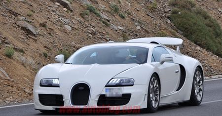 Jeszcze mocniejszy Veyron Grand Sport wyszpiegowany?