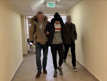 Z garażu do dilerów. 30-latek prowadził hurtownię narkotyków