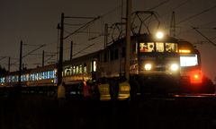 Pociąg zderzył się z łosiem. Podróżni musieli się przesiąść