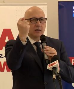 Pokazał Tuskowi "figę z makiem". Nagranie krąży w sieci