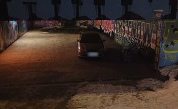 Po schodach do przejścia podziemnego. Policja weszła mu do mieszkania