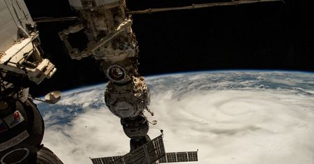 NASA stara się poprawić system zasilania na ISS