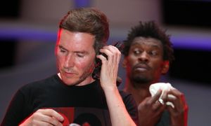 Massive Attack i Tom Waits uderzają w politykę USA. Mocny komentarz świata