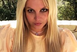 Britney klnie, pisząc o matce. "Zrujnowała moje życie"