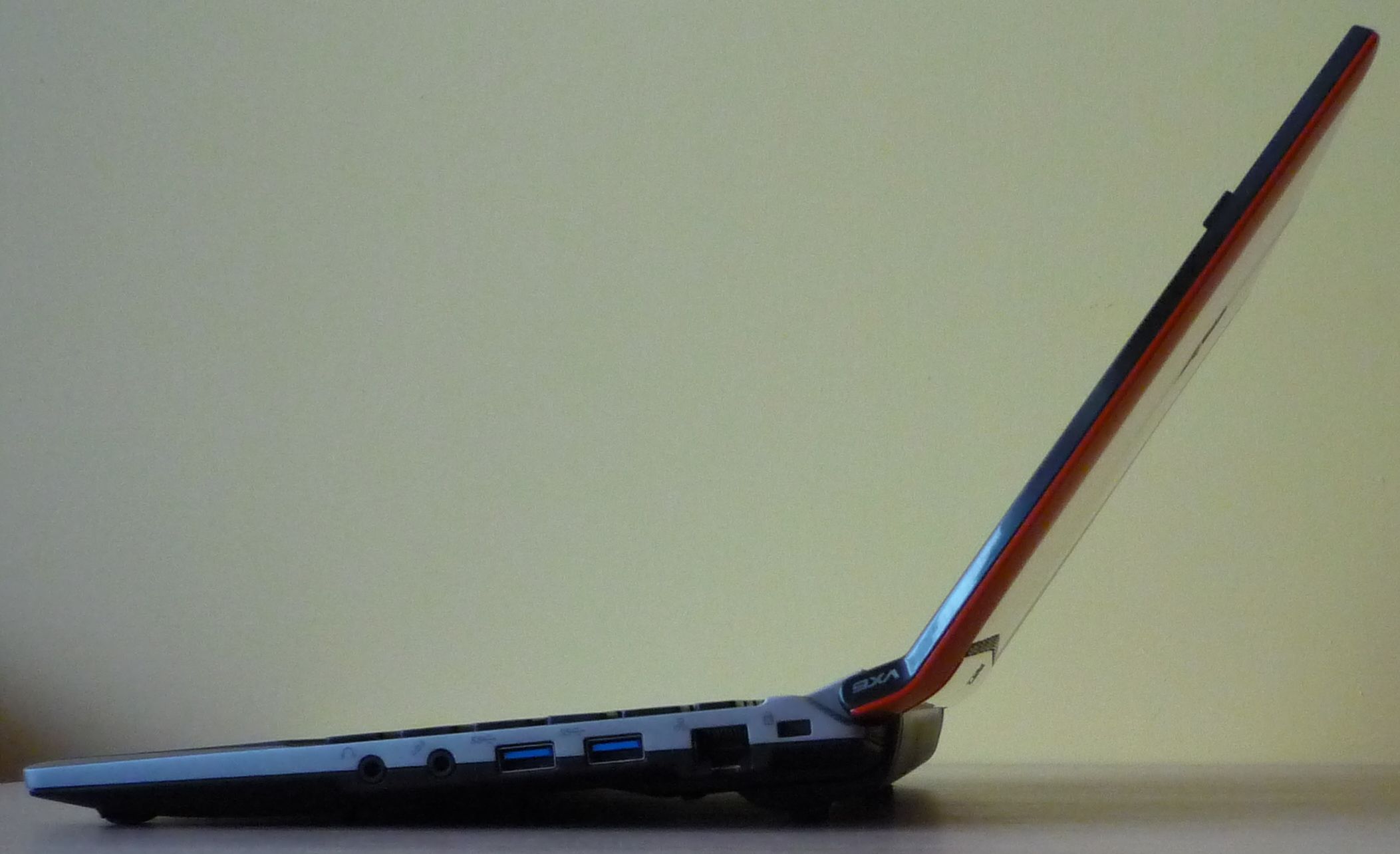 Asus Lamborghini VX6S – wściekła mandarynka [test] 4