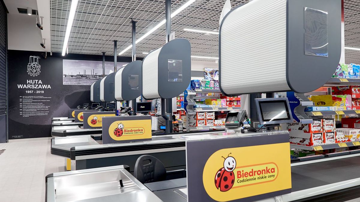 Świetne gadżety w Biedronce. Lidl z wyprzedażą. Nawet 200 zł mniej 1