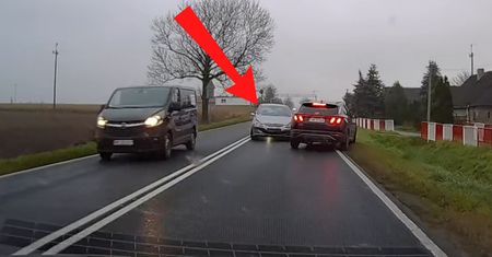 Dramatyczne nagranie. Peugeot nagle zjechał. Setki tysięcy wyświetleń