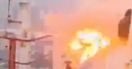 Dron kamikadze Huti vs statek. Uratowała go "prawa ręka wolnego świata"