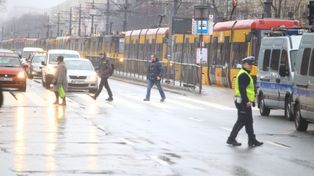Warszawa: Kobieta potrącona przez tramwaj w centrum. Utrudnienia w ruchu