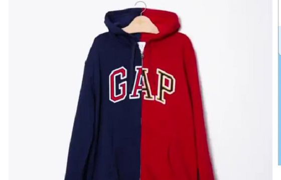 GAP po krytyce usuwa tweet z dwukolorową bluzą