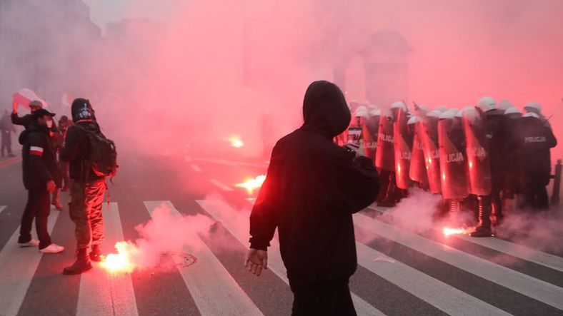 Marsz Niepodległości. Policja publikuje kolejne zdjęcia