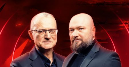 Bez Doktryny: kulisy dyplomacji, kulisy wywiadu