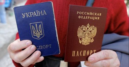 Ukraińcy z rosyjskim paszportem? "To próba zniewolenia"