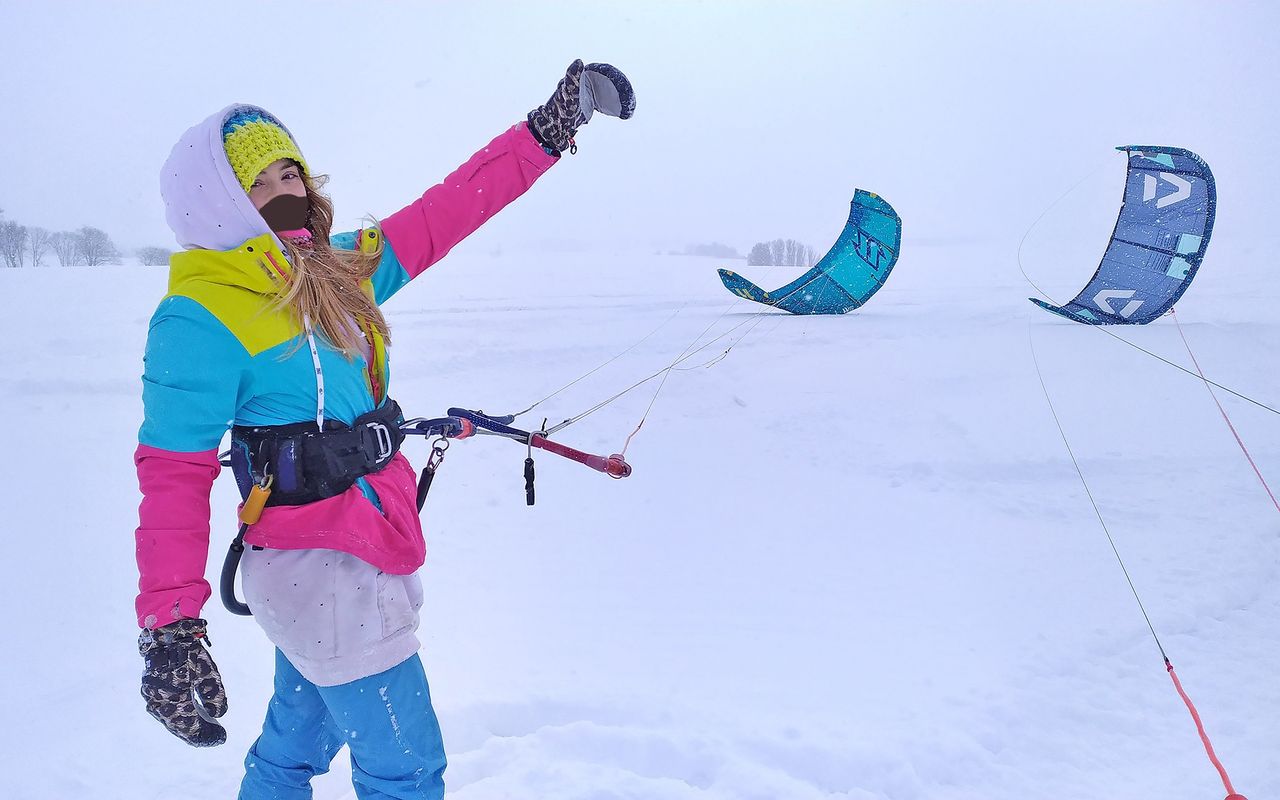 Snowkite. "15 minut przeszkolenia wystarczy, by przerzucić się z wody na śnieg"