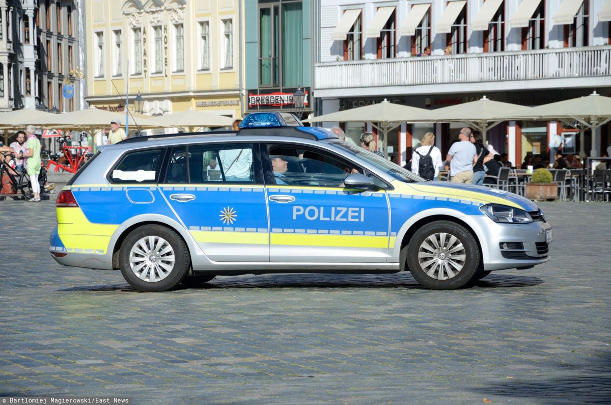 Niemiecka policja ściga kilkuset prawicowych ekstremistów