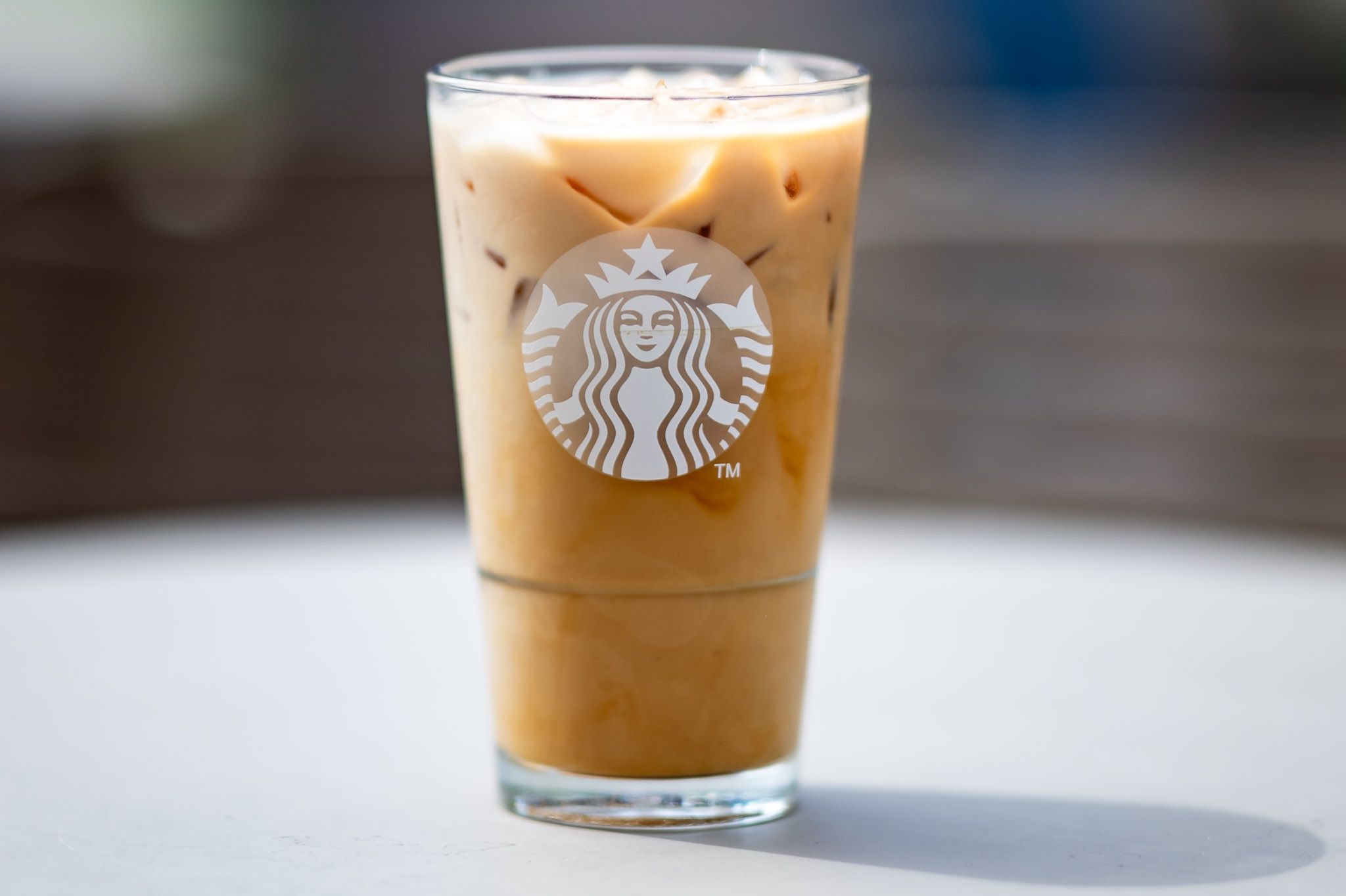 Letnie nowości zawitały do Starbucks. 