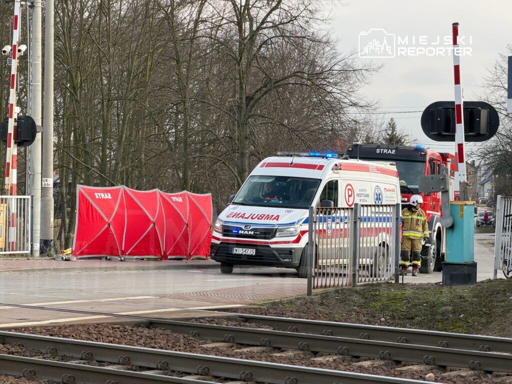 Jasienica: Śmiertelne potrącenie na przejeździe kolejowym
