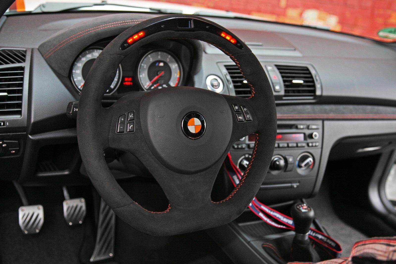 BMW 1 M APP
