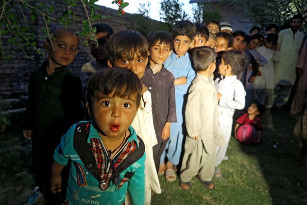 Dzieci z wielodzietnej rodziny / mirror.co.uk