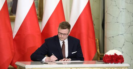 Eksperci: spalanie drewna to nie OZE