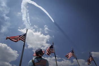 Wyskok szefa NASA. Ruszył w przestworza niepewnym samolotem F-5