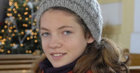 Dorastała na planie serialu "Plebania". Obecnie przygotowuje się do ślubu. Co dziś robi i jak zmieniła się Weronika Parys? (ZDJĘCIA)