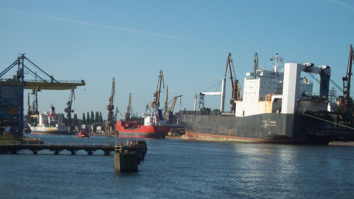 W międzynarodowym handlu widać ożywienie, które przenosi się na transport. Nic nie wskazuje na to, że branżę przeładunkową dotknie kryzys.
