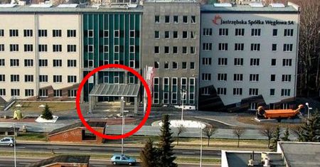 Awantura przed siedzibą JSW. Prezes pociął transparenty górników