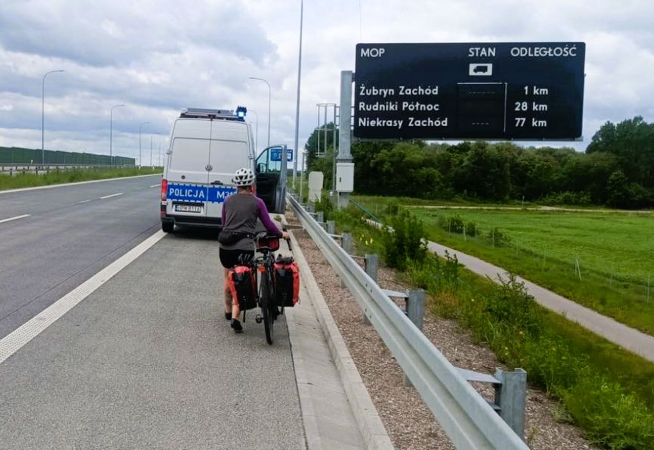Jechała rowerem do Austrii. Obywatelka Norwegii tłumaczyła, że zawiodła nawigacja