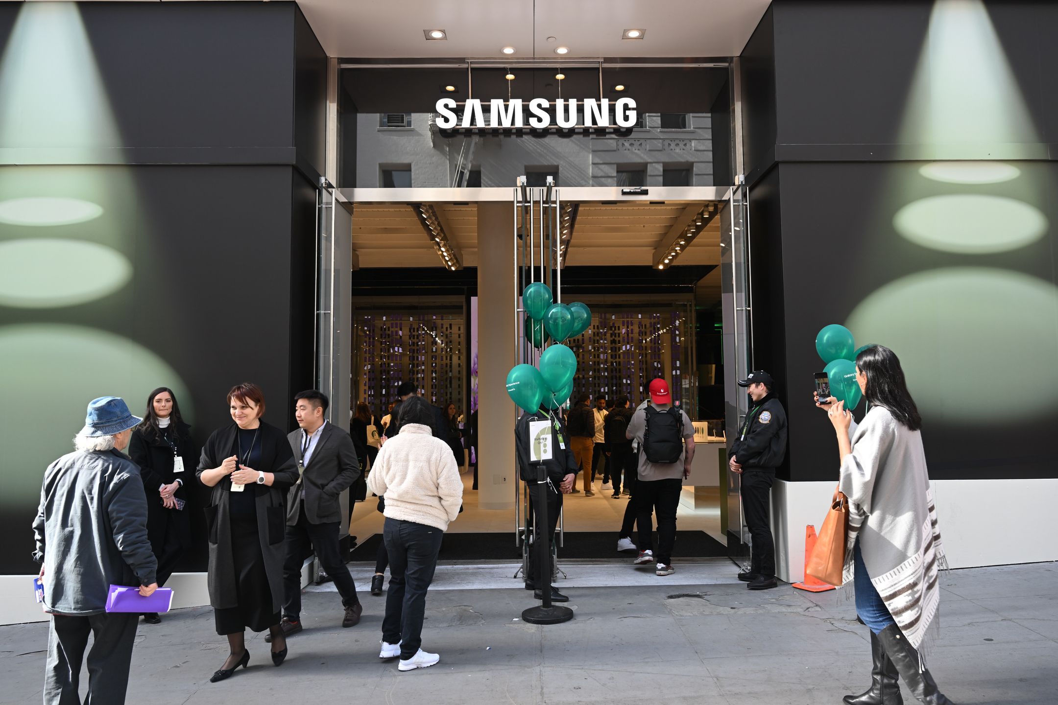 Zdaniem przedstawicieli Samsunga rynek smartfonów opiera się kryzysowi