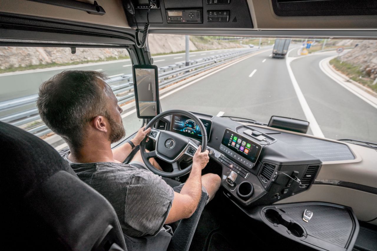 Mercedes-Benz Actros (2018) (fot. Daimler)